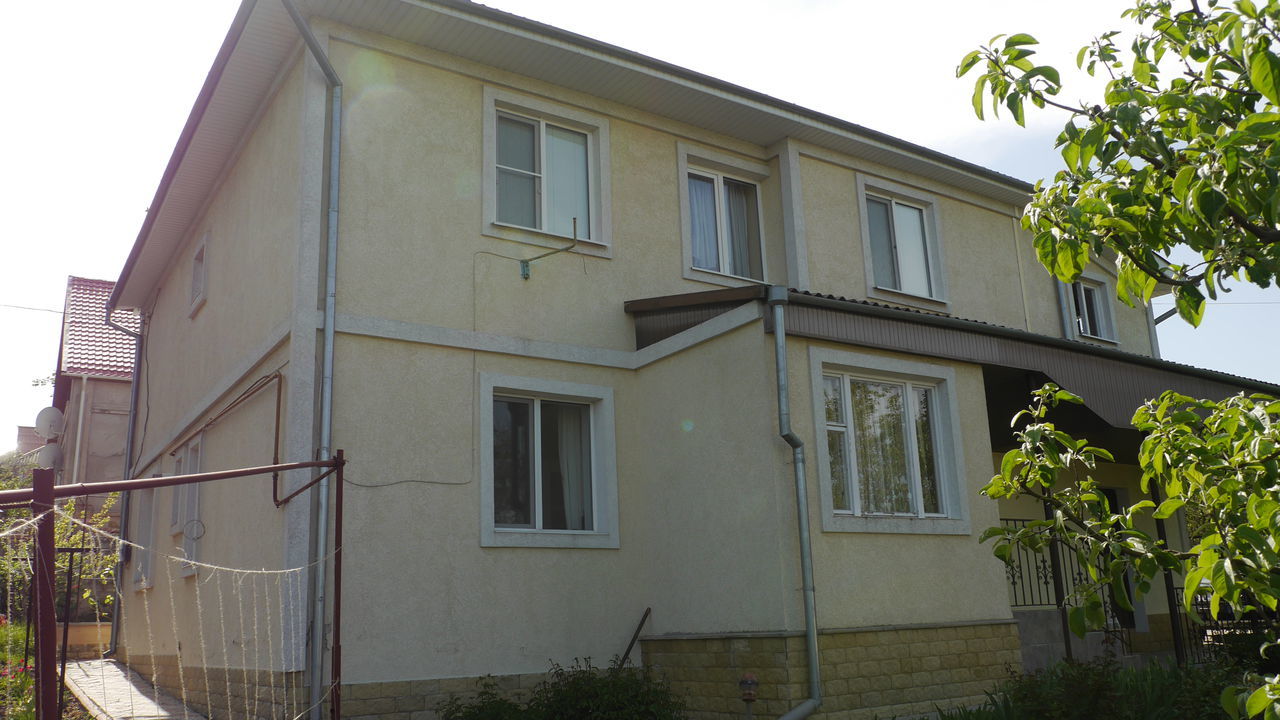 Se vinde casa cu 2 nivele, Codru.  115000 EURO. foto 8