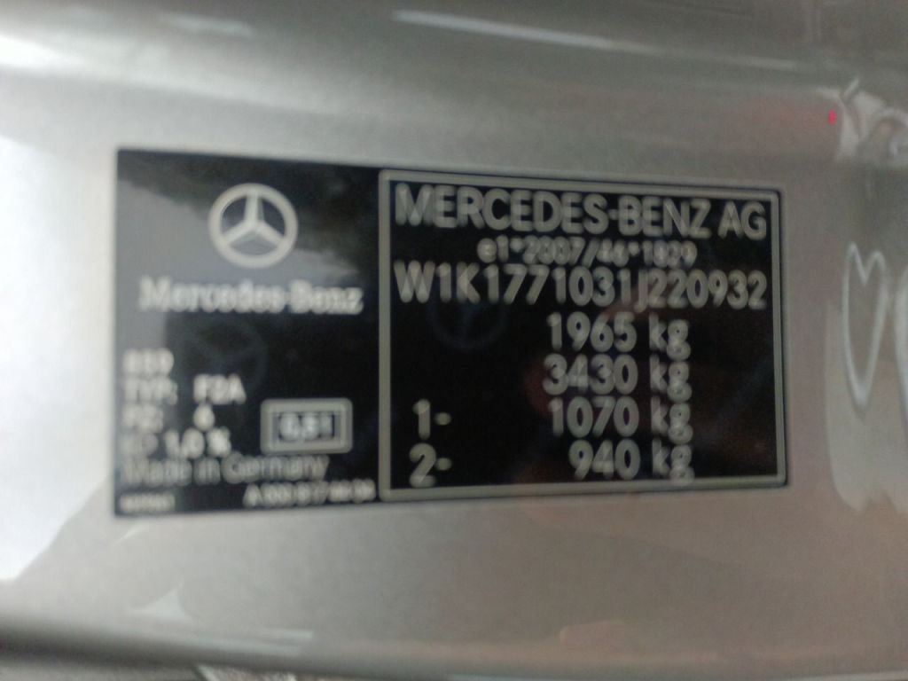 Mercedes A-Class foto 16