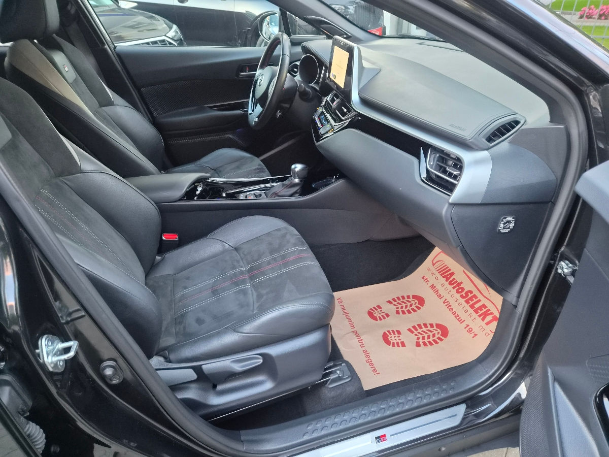 Toyota C-HR 2022 photo 10