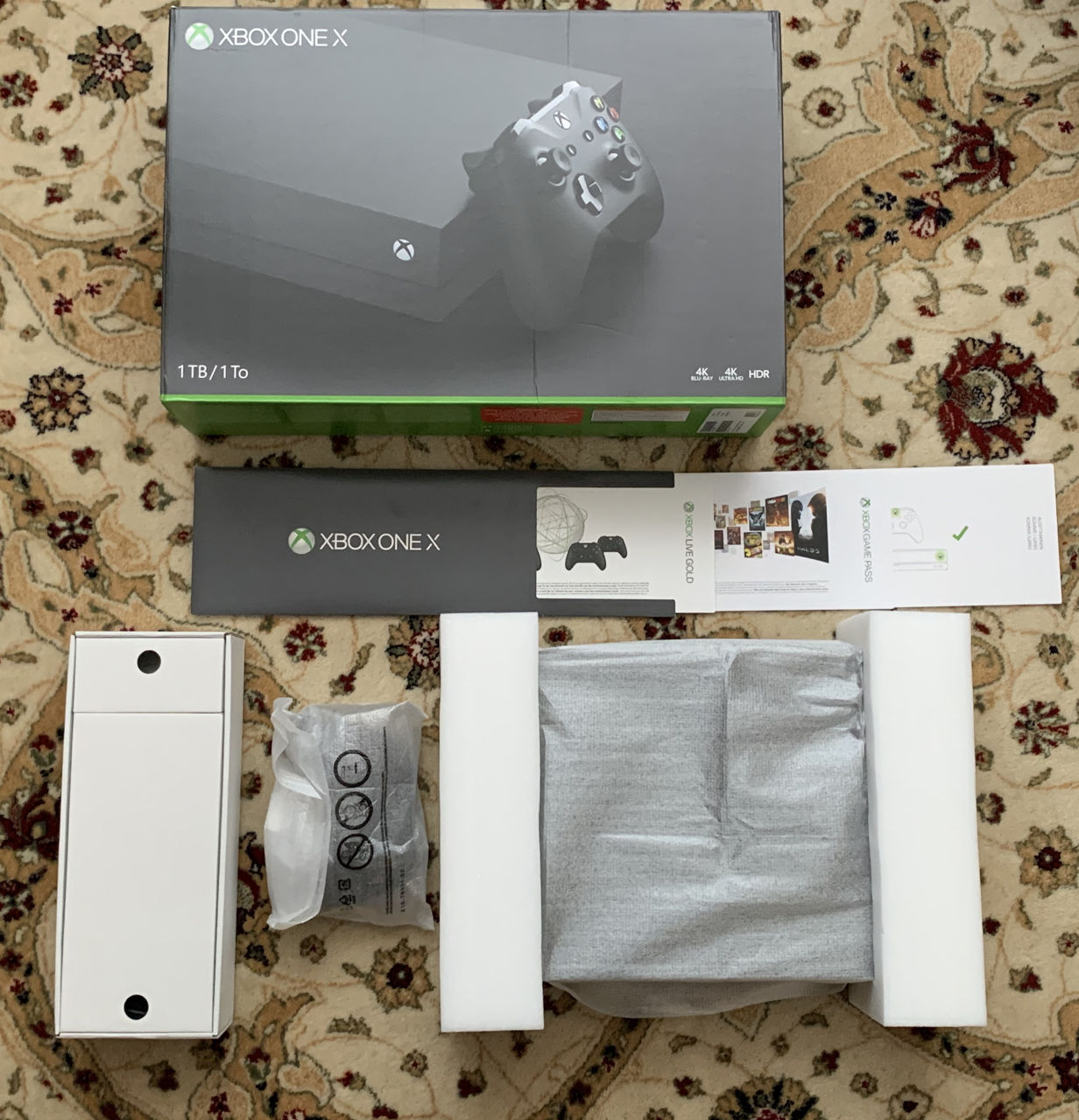 Xbox One X foto 1