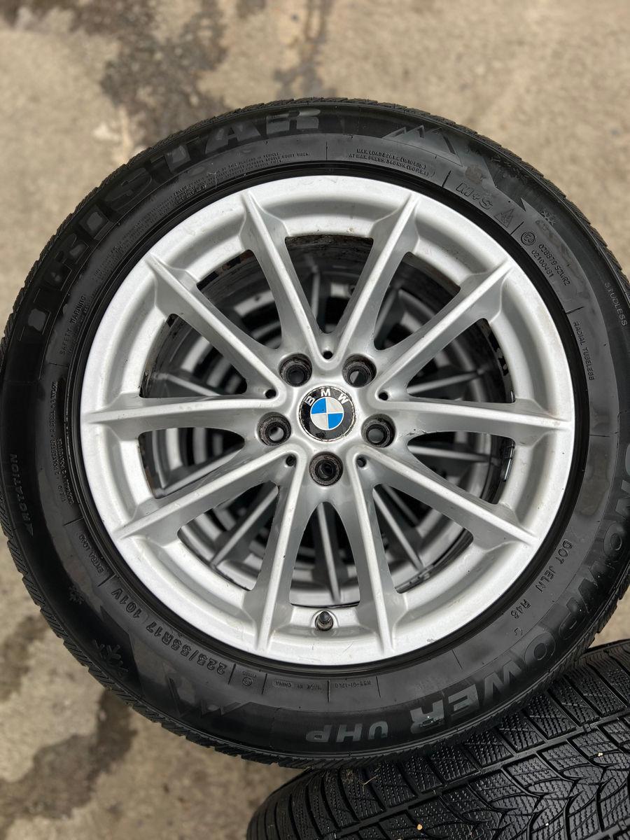 Vând jante BMW R17 cu anvelope de iarna 225/55 foto 1