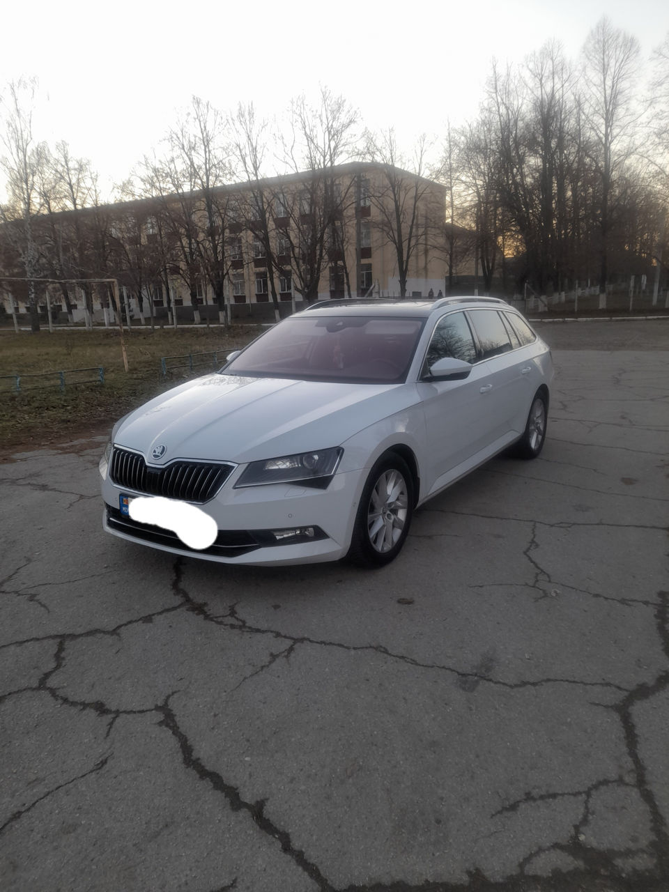 Skoda Superb foto 1