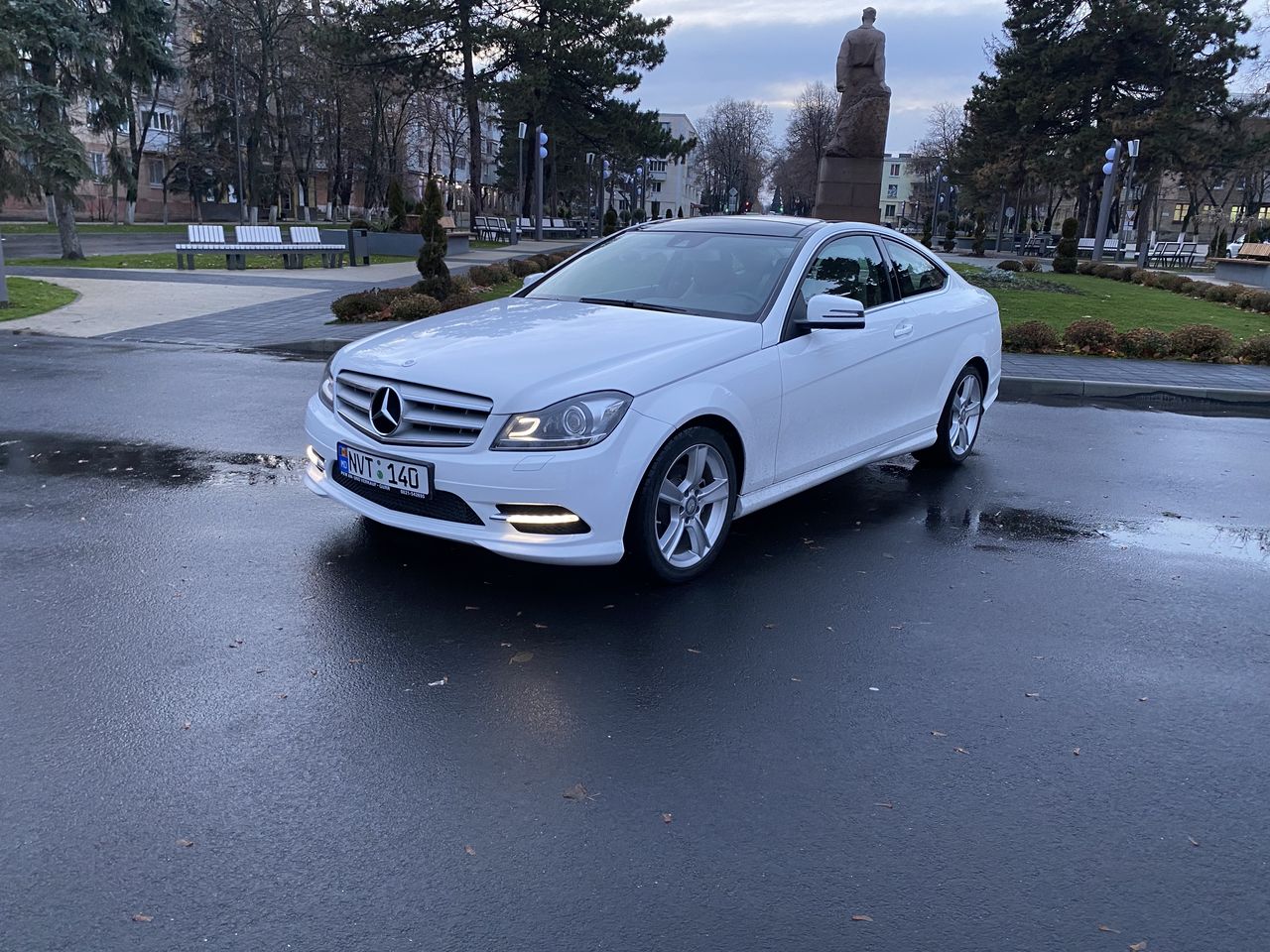 Mercedes C-Class Coupe foto 7