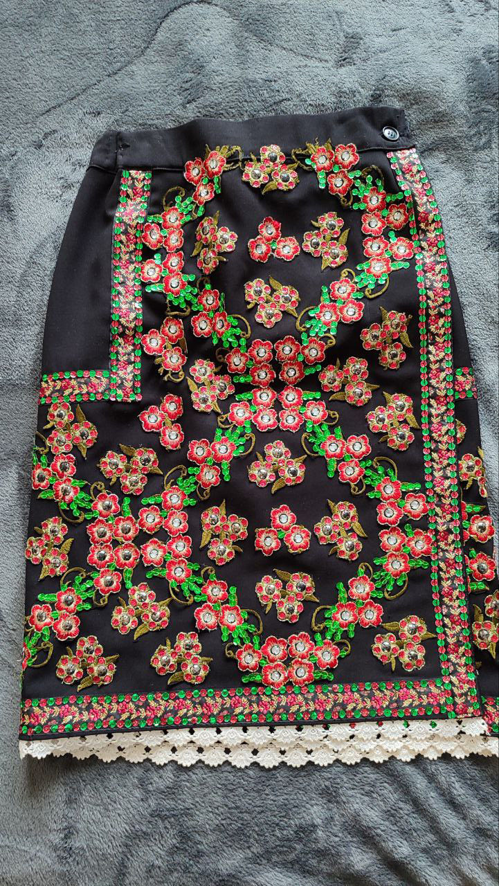 Costum naţional (lucru manual) foto 0