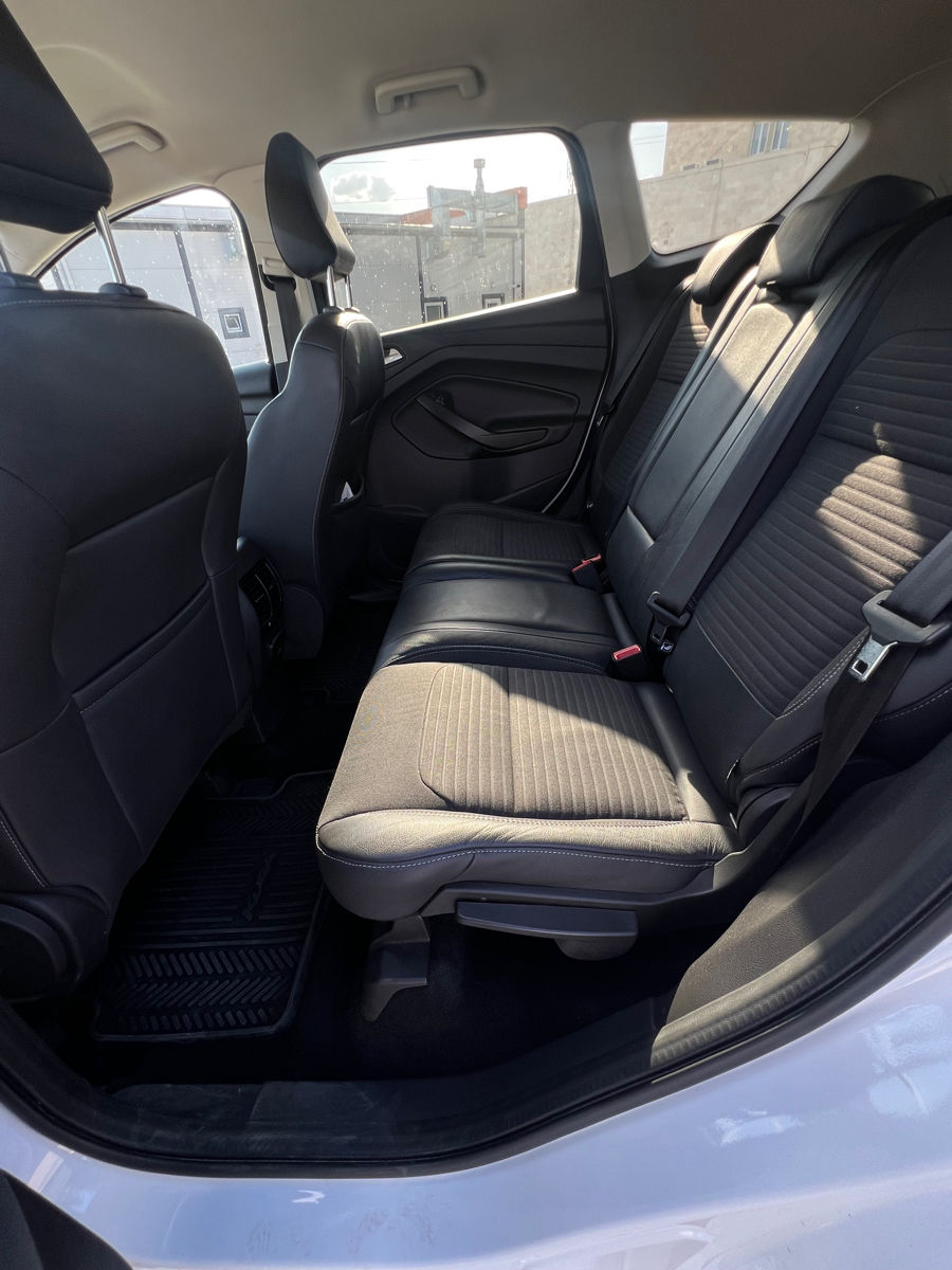 Ford Kuga фото 9