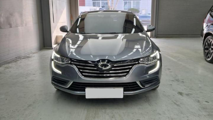 Renault Samsung SM6 foto 1