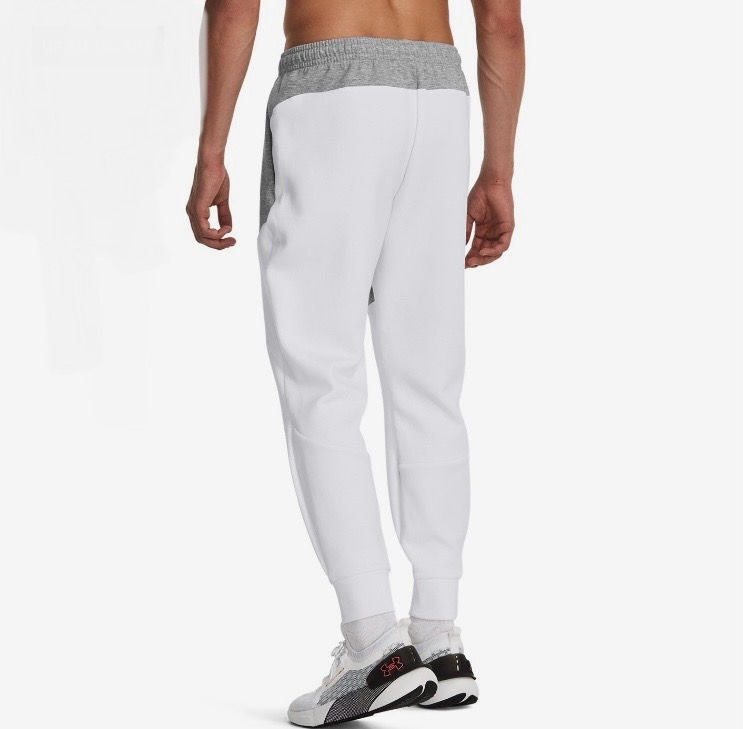 Under Armour. Спортивные штаны. 5Xl Mărime mare foto 1