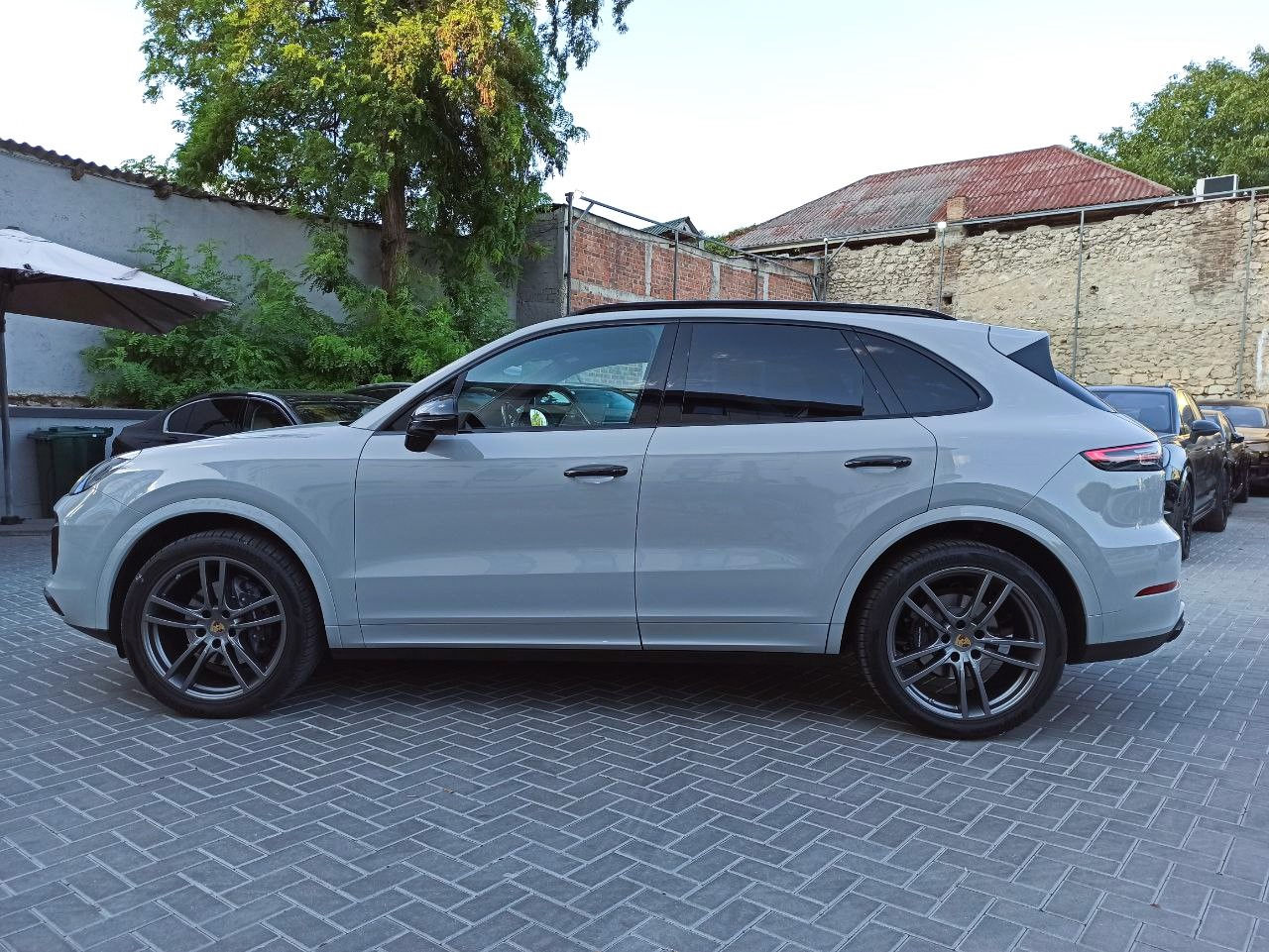 Porsche Cayenne foto 6