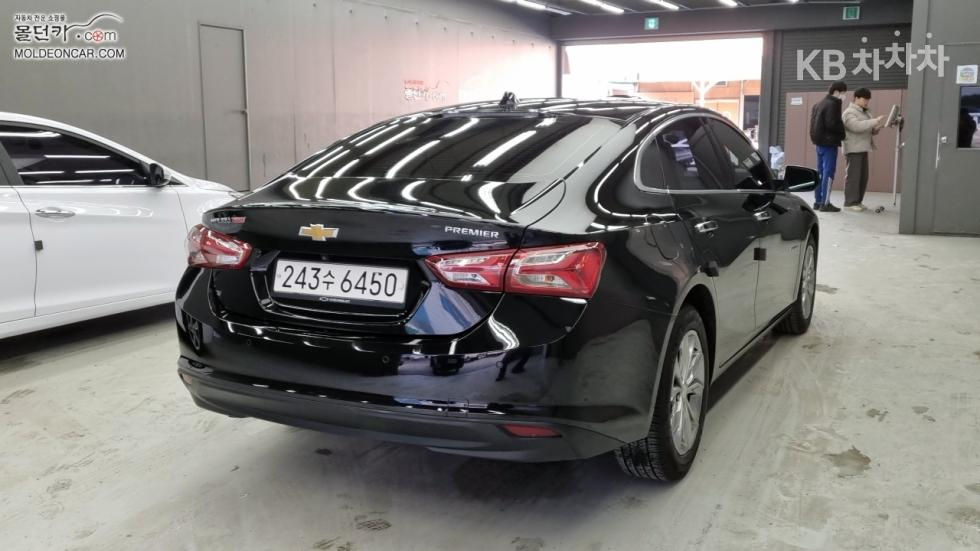 Chevrolet Malibu фото 2