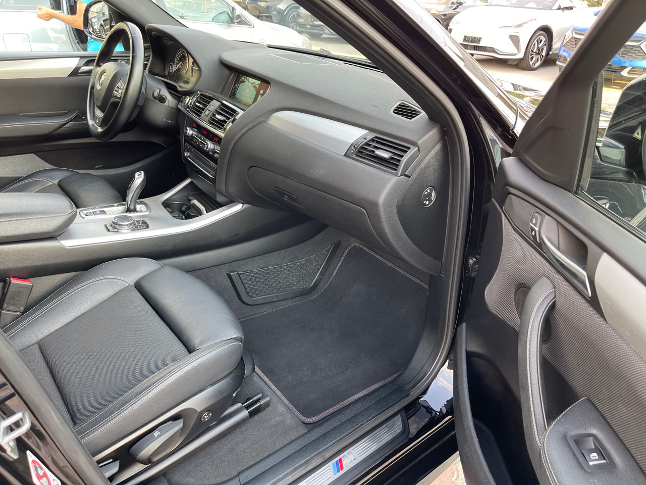 BMW X4 foto 14