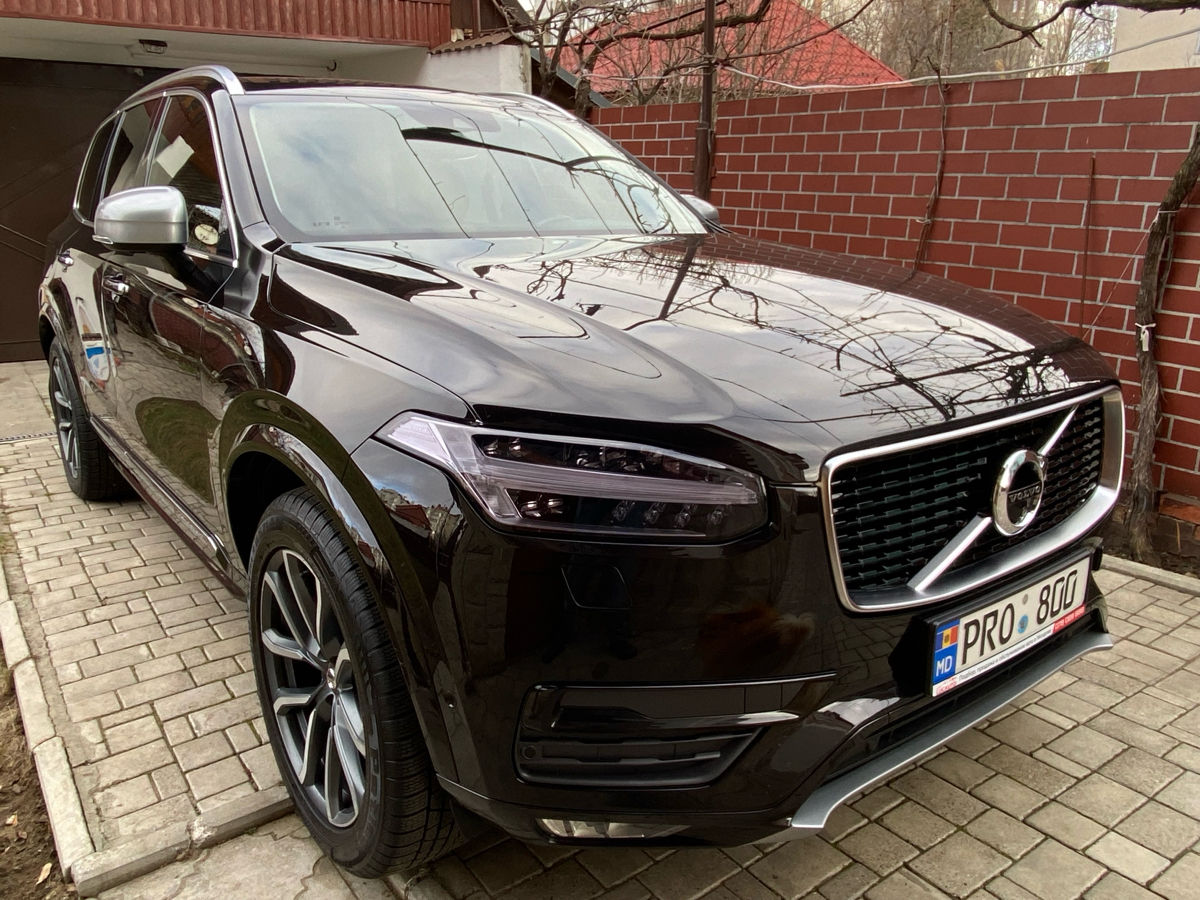 Volvo XC90 foto 1