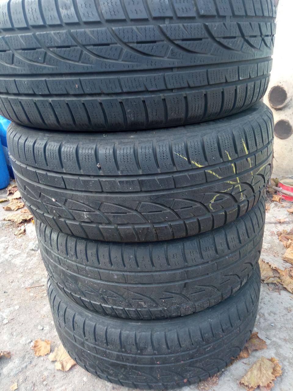Продам резину р16 205/55