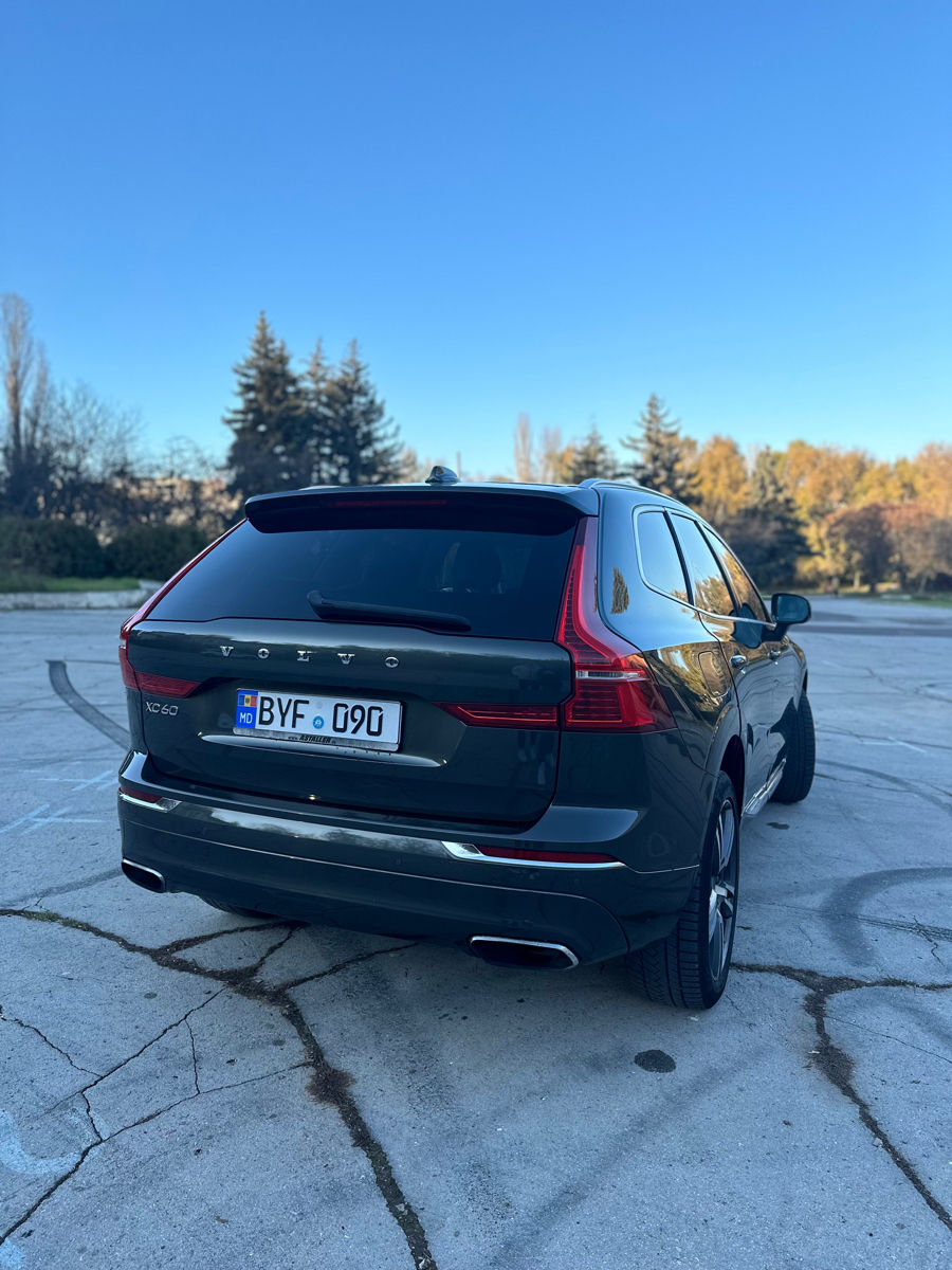 Volvo XC60 foto 2