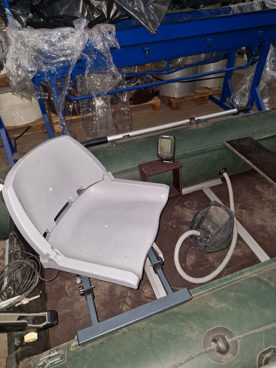 Лодка пвх Колибри км330д. Мотор Tohatsu 6hp 4такта фото 3