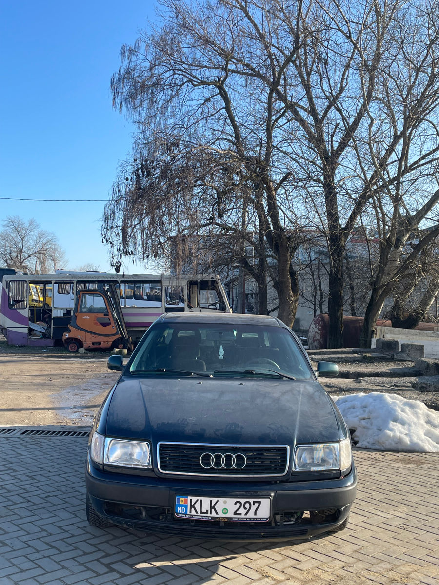 Audi100