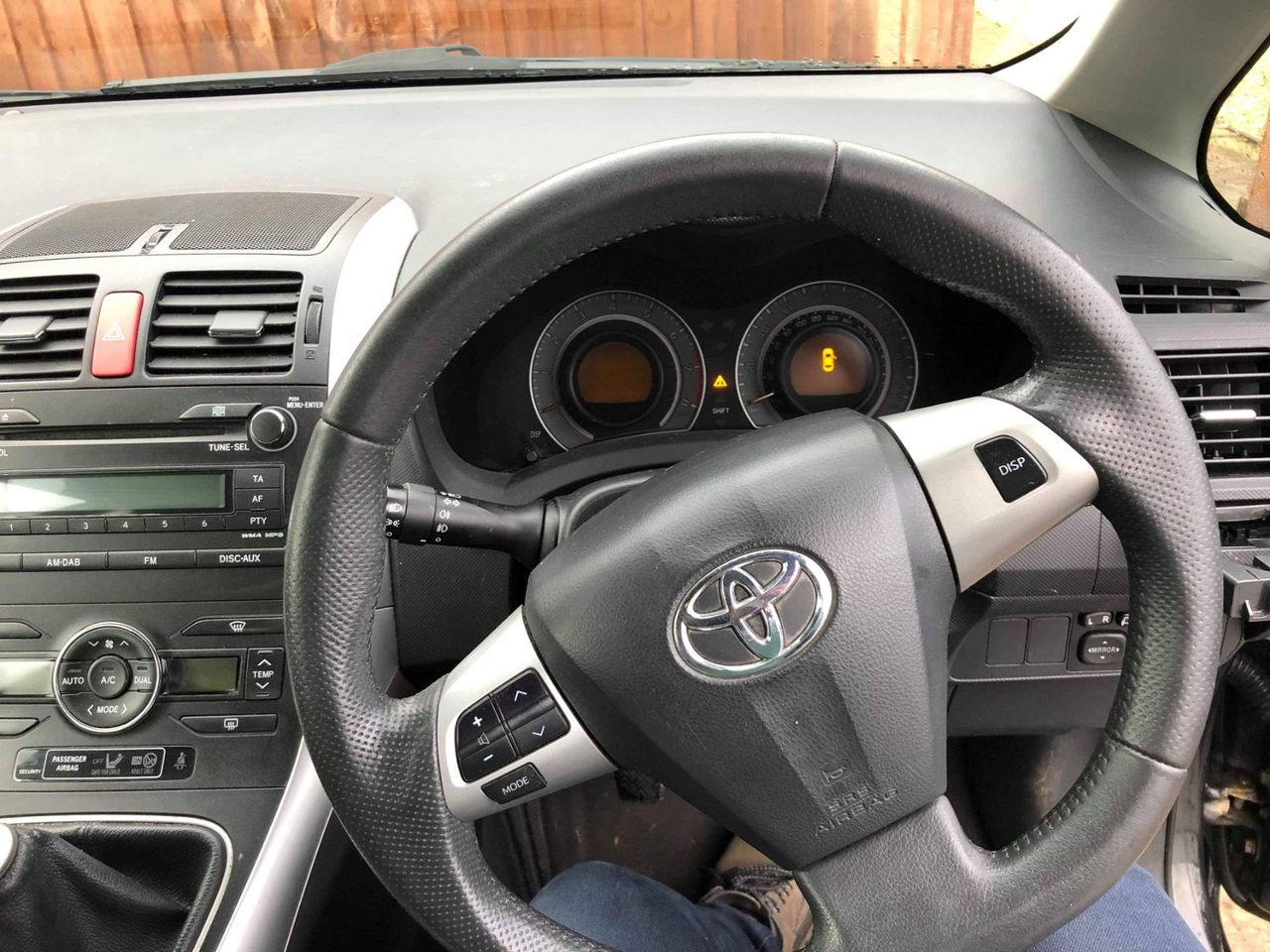 Toyota 1.6 benzin razborca toyota piese dezmembrare разборка тойота пиесе аурис piese auris zapciast foto 4