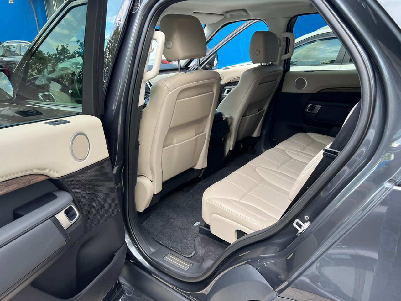 Land Rover Discovery фото 10