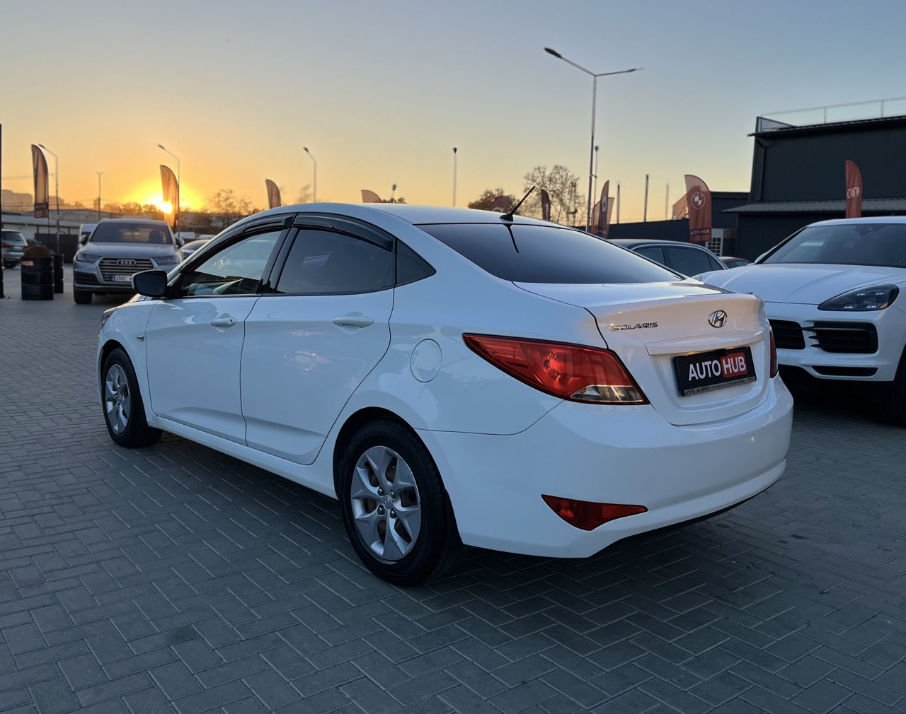Hyundai Solaris фото 3