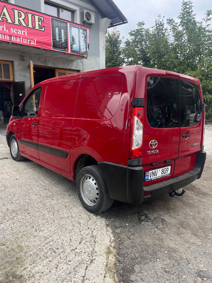 Toyota Proace foto 2