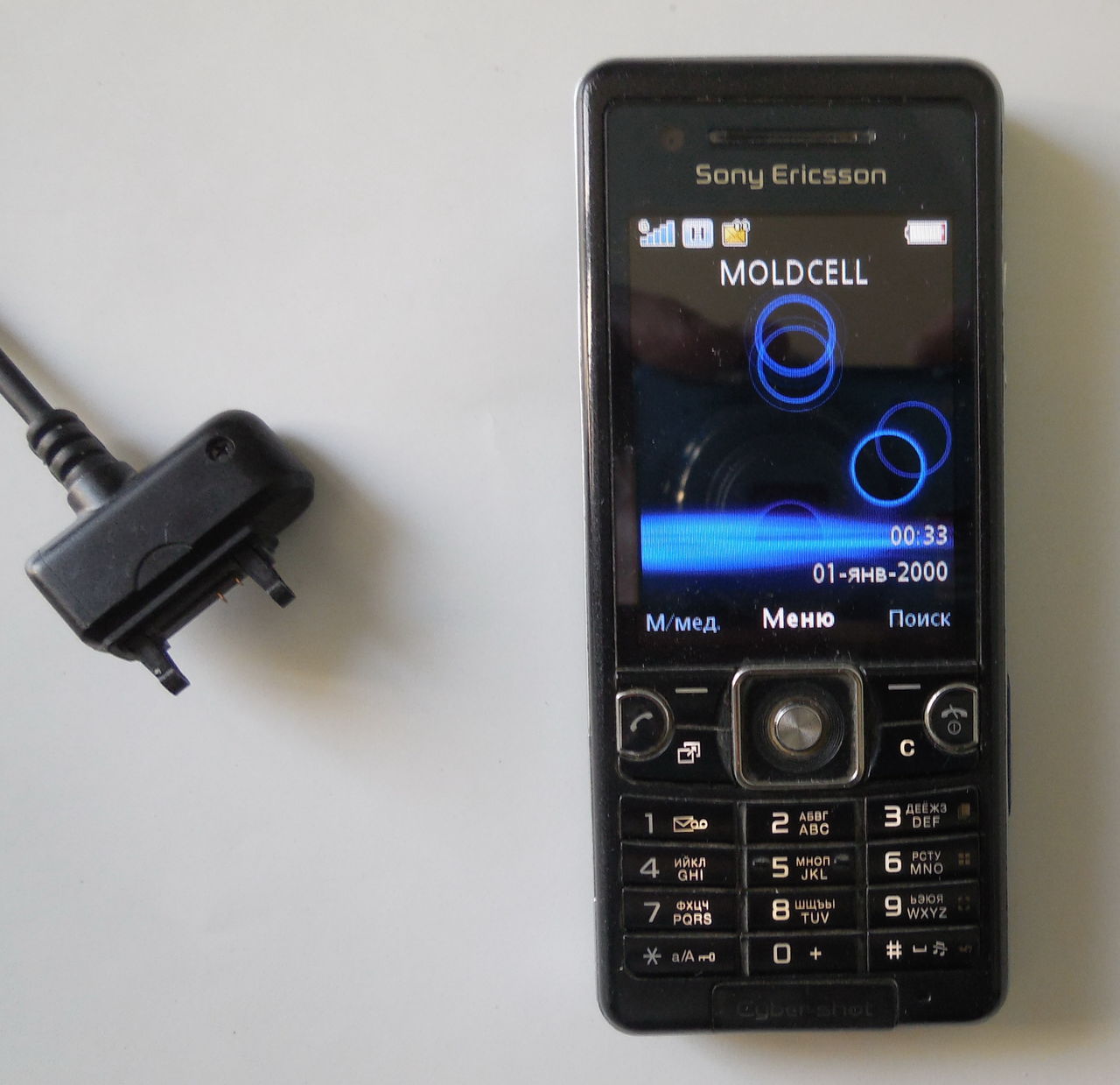 Телефон Sony Ericsson C 510 кнопочный.