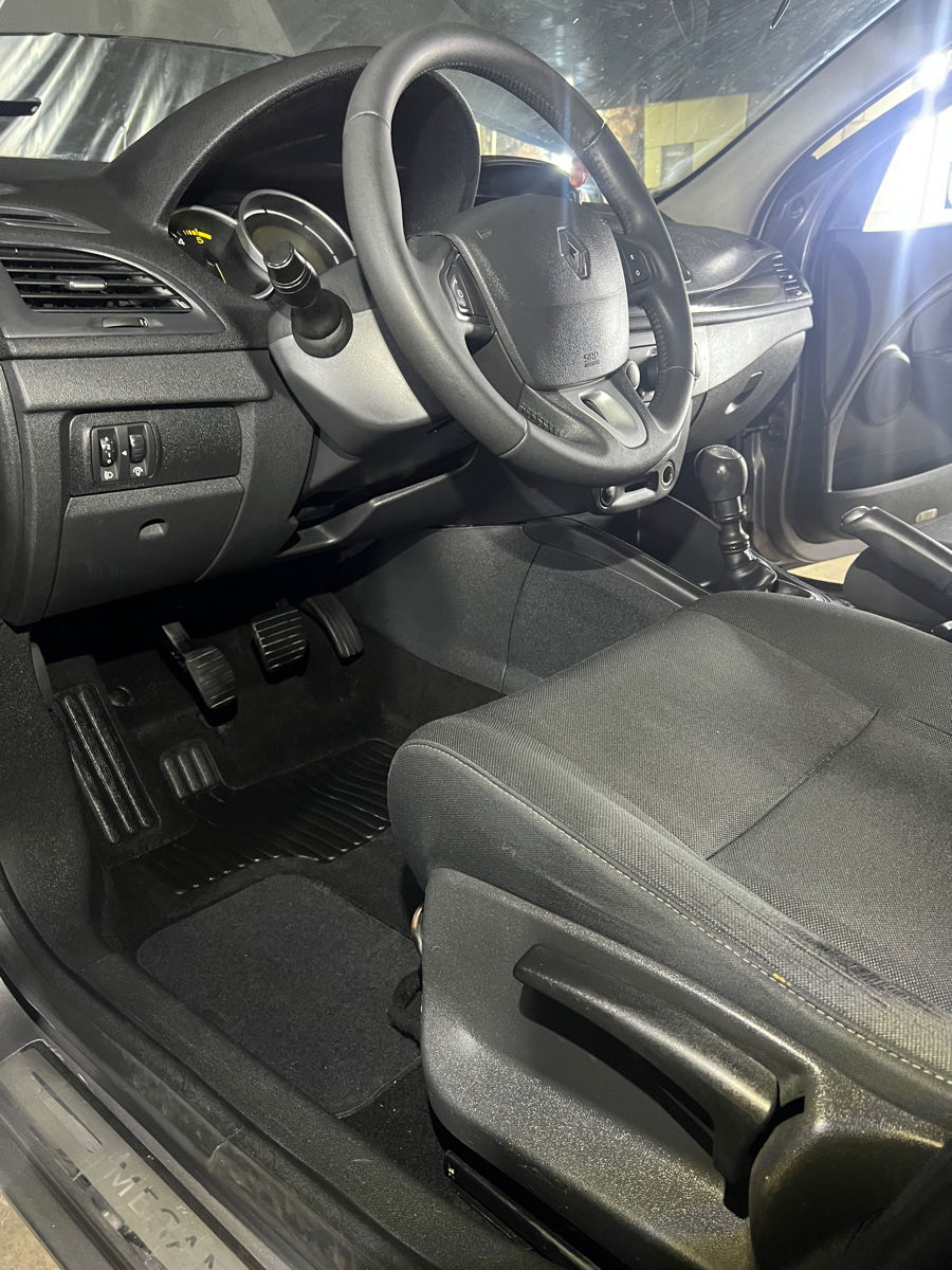 Детейлинг-химчистка,увлажнение кожи от TAV Detailing MD foto 13