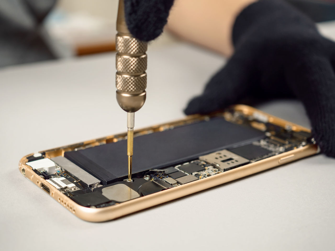 Înlocuirea carcasei la dispozitivele Apple: redați-le aspectul inițial foto 0