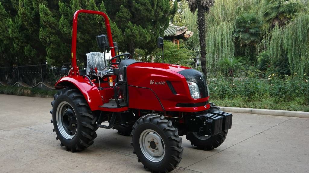 Tractor Dong Feng 304  cu cabina fara cabina 30CP 