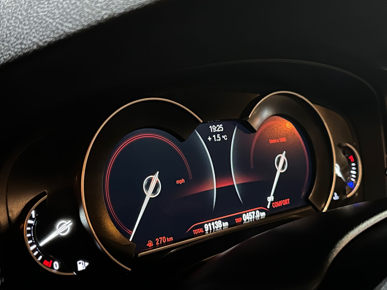 BMW 5 Series foto 11