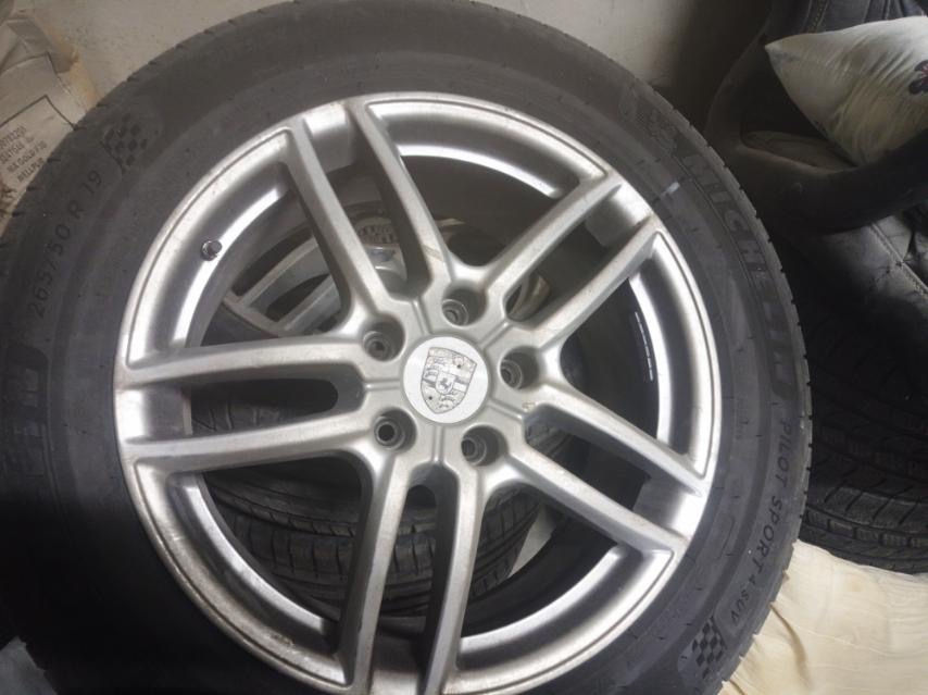 Jante + cauciucuri de vara R19 Porsche Cayenne foto 0