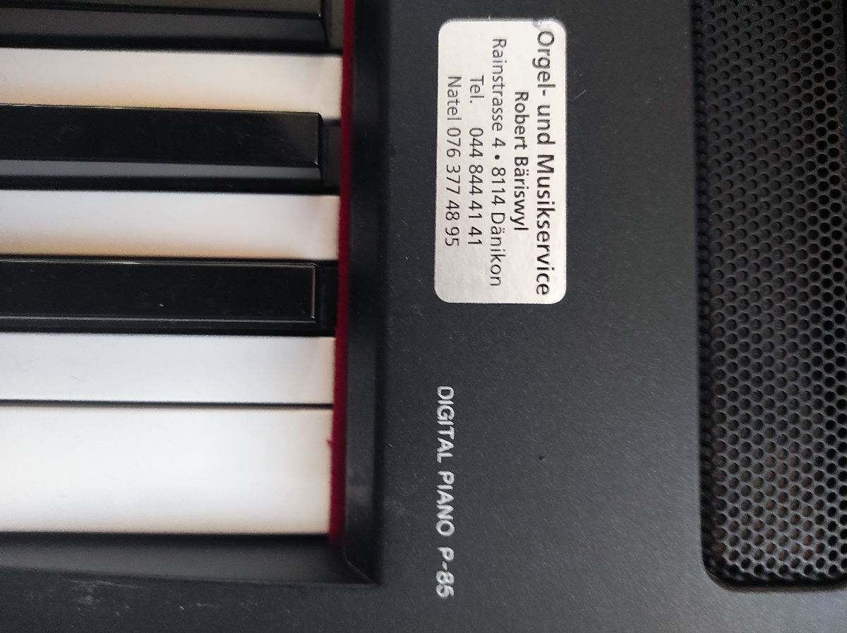 Pian digital"Yamaha"-P85 foto 4