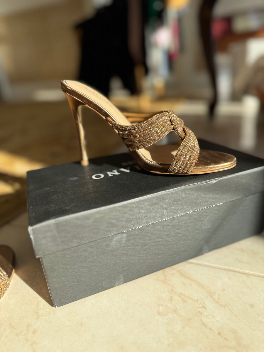 Босоножки Marciano by Guess foto 0
