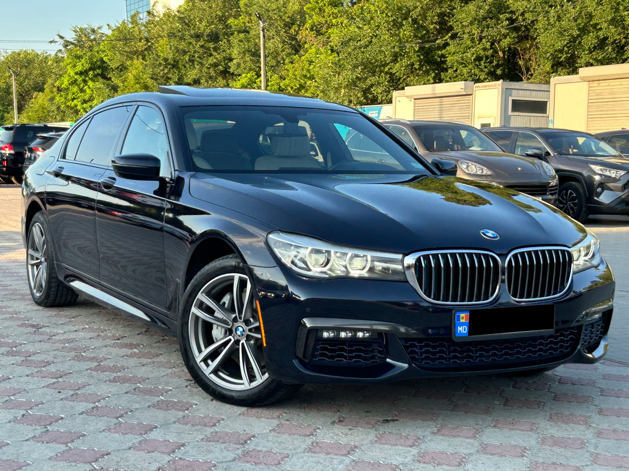 BMW 7 Series foto 4
