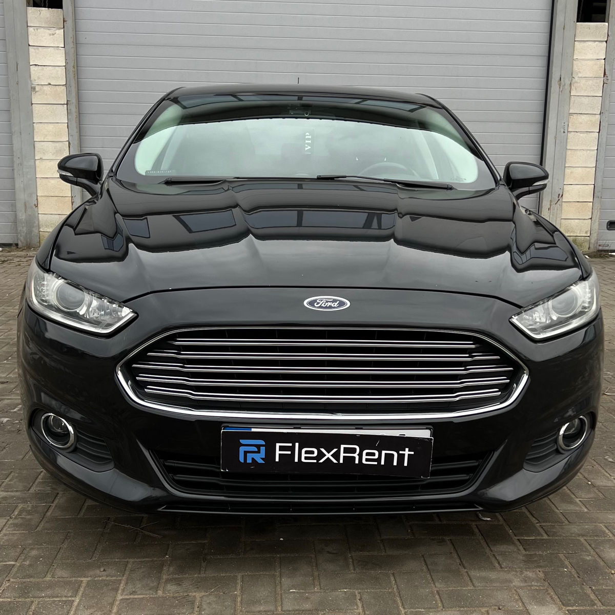 Ford Fusion chirie auto rent car foto 1