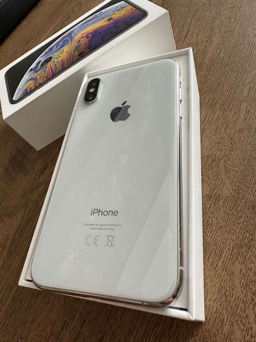 iPhone XS