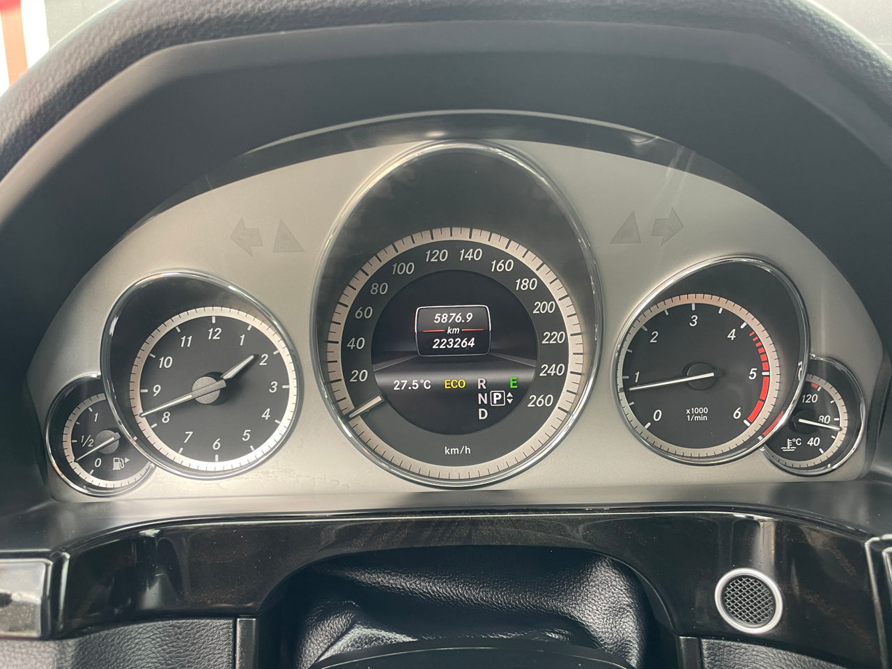 Mercedes E-Class фото 19