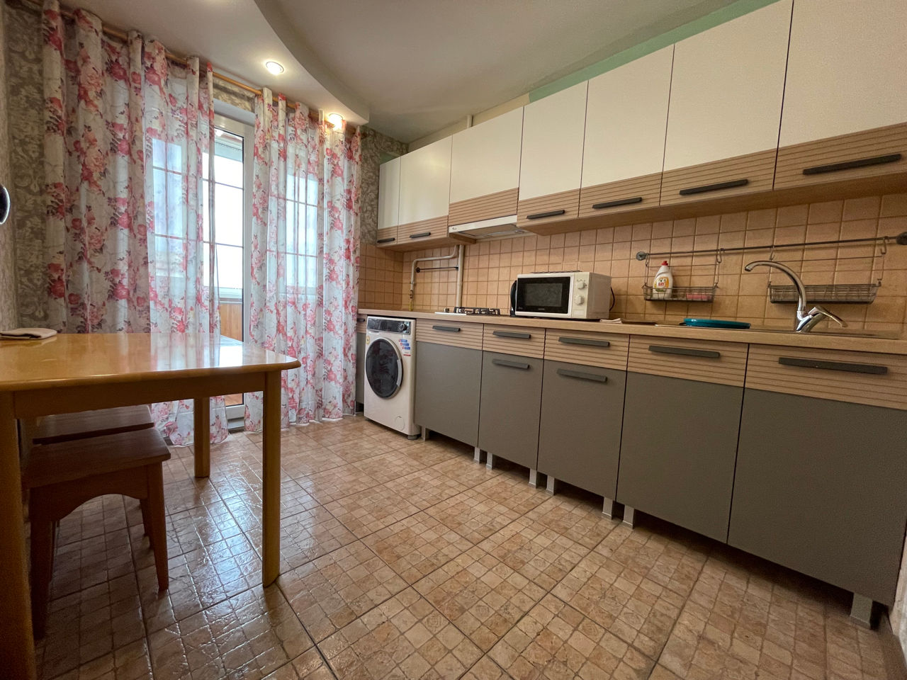 Apartament cu 1 cameră, 45 m², Centru, Chișinău foto 3