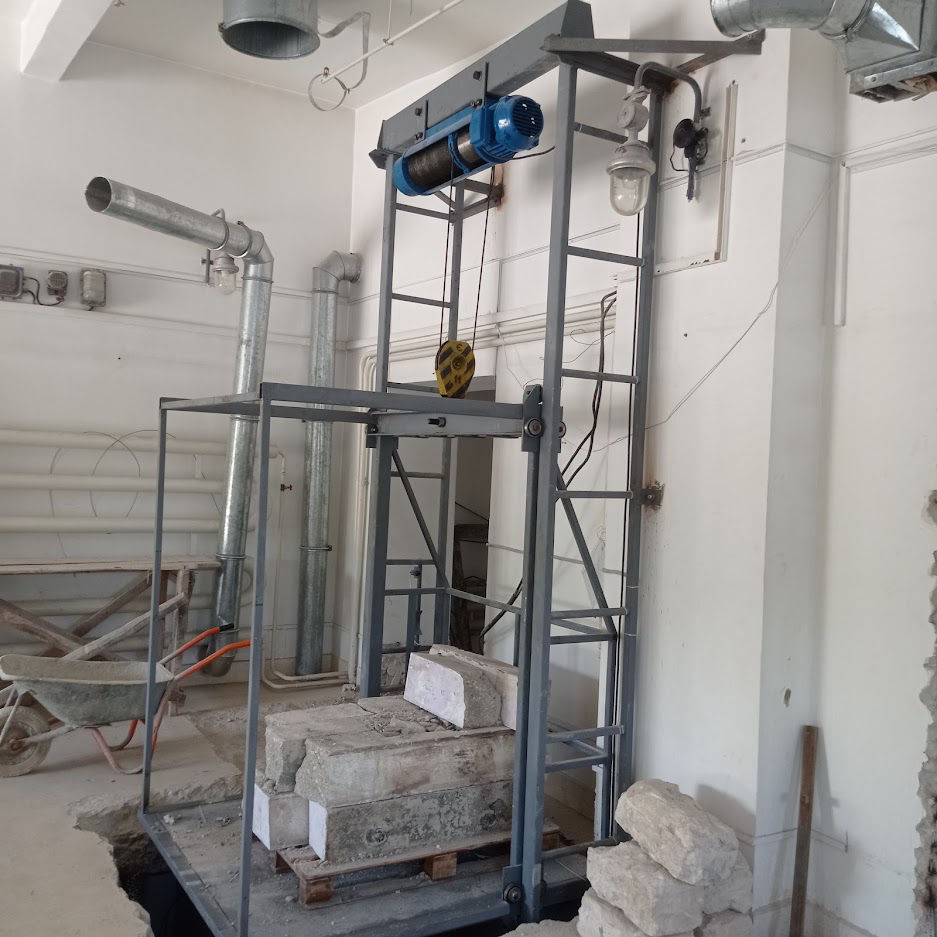 ascensor-lift, грузовой лифт, грузовой подъёмник. foto 0