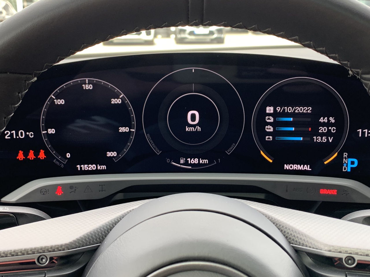 Porsche Taycan foto 11