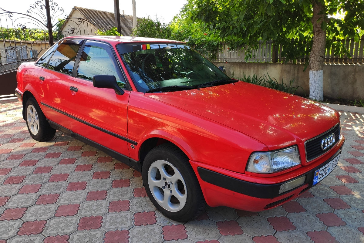 Audi 80 фото 0