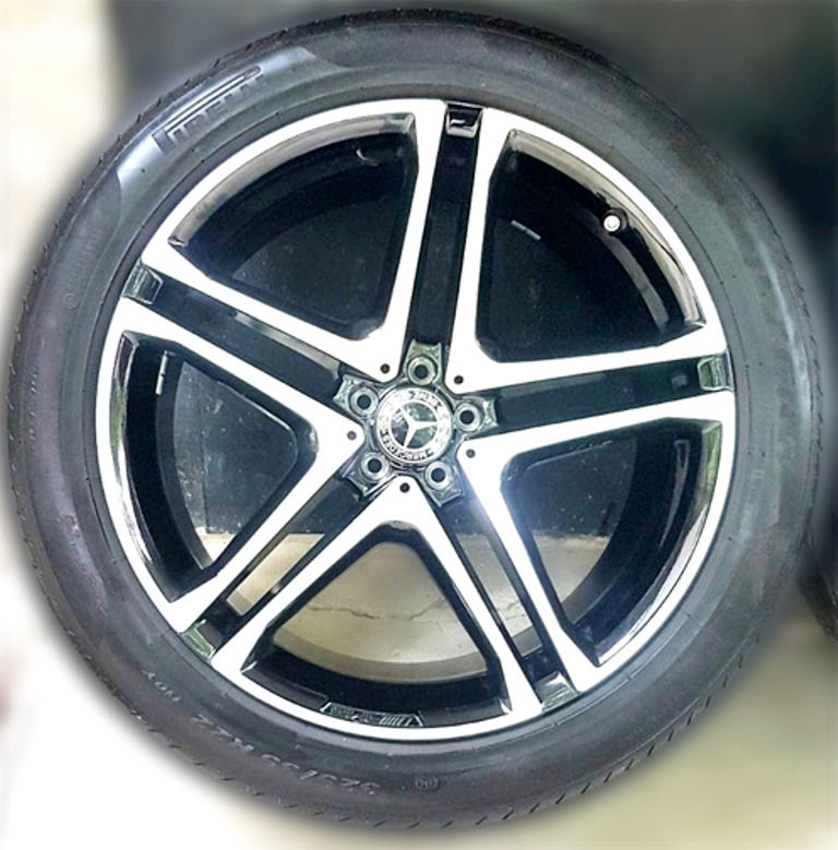 R22 285/40-325/35 Летние шины Pirelli