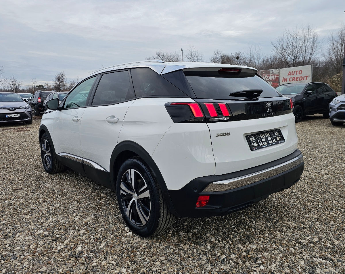 Peugeot 3008 foto 1