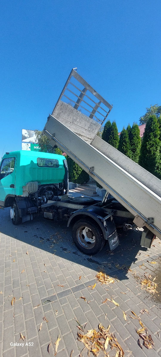 Mitsubishi fuso canter foto 9