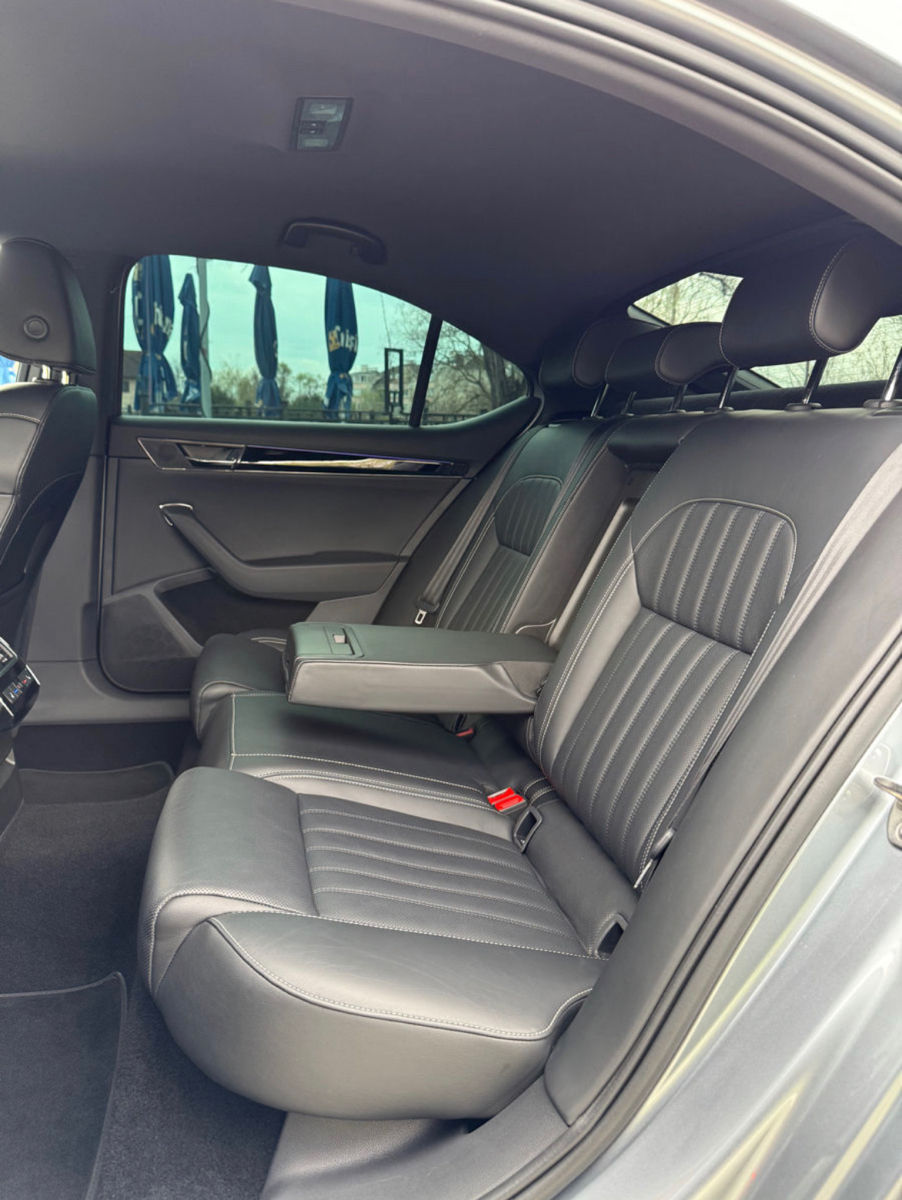 Skoda Superb foto 5