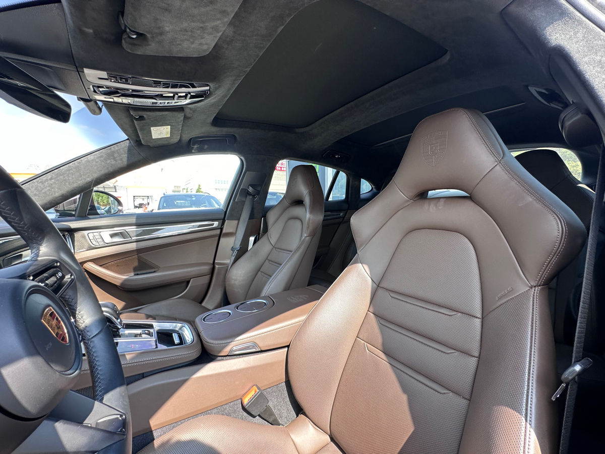 Porsche Panamera foto 10