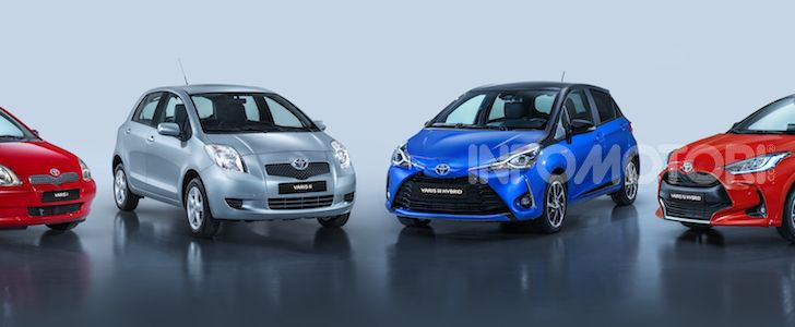 Toyota Yaris фото 0