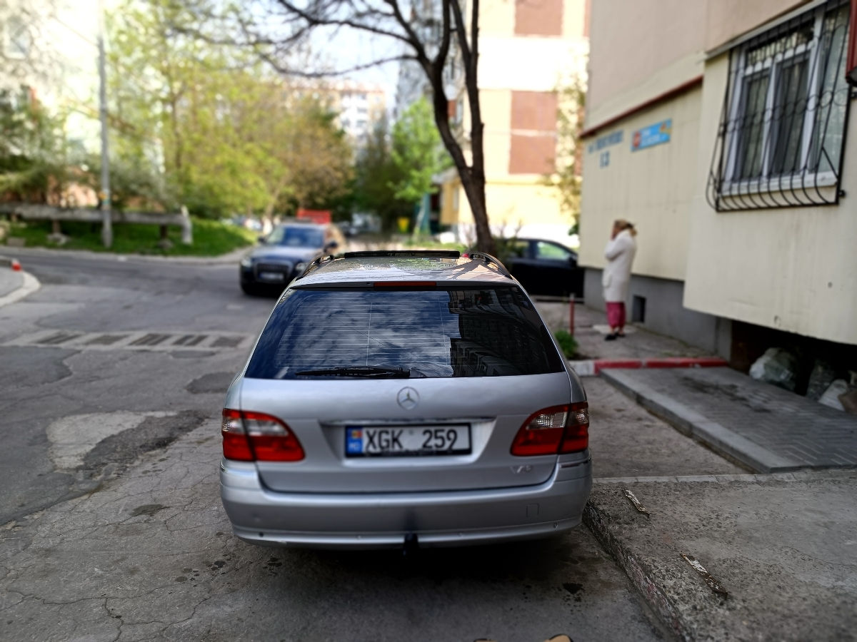 Mercedes E-Class foto 7