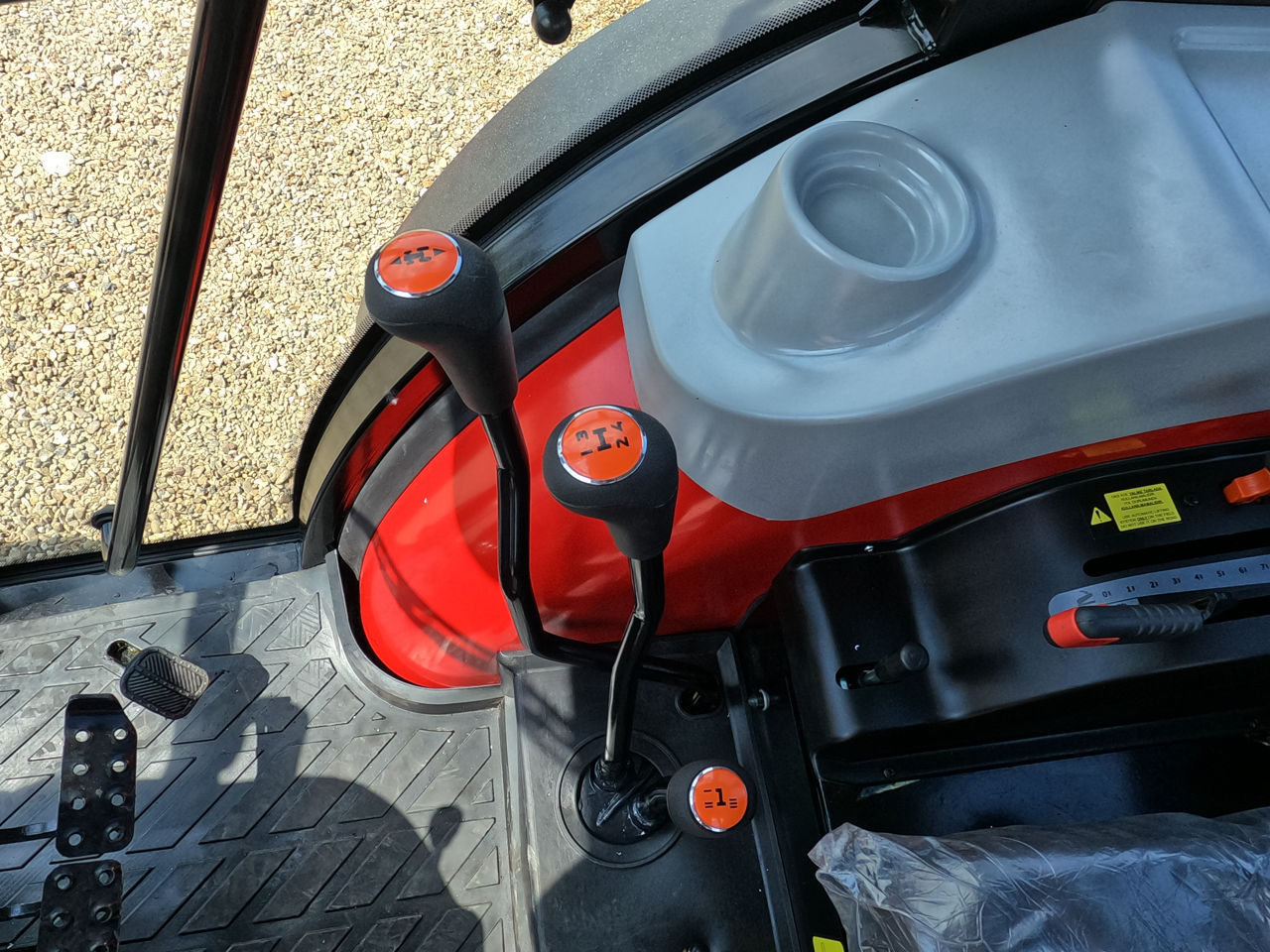 Schimba tractorul vechi pe un ArmaTrac 584E - 58 c.p. foto 6