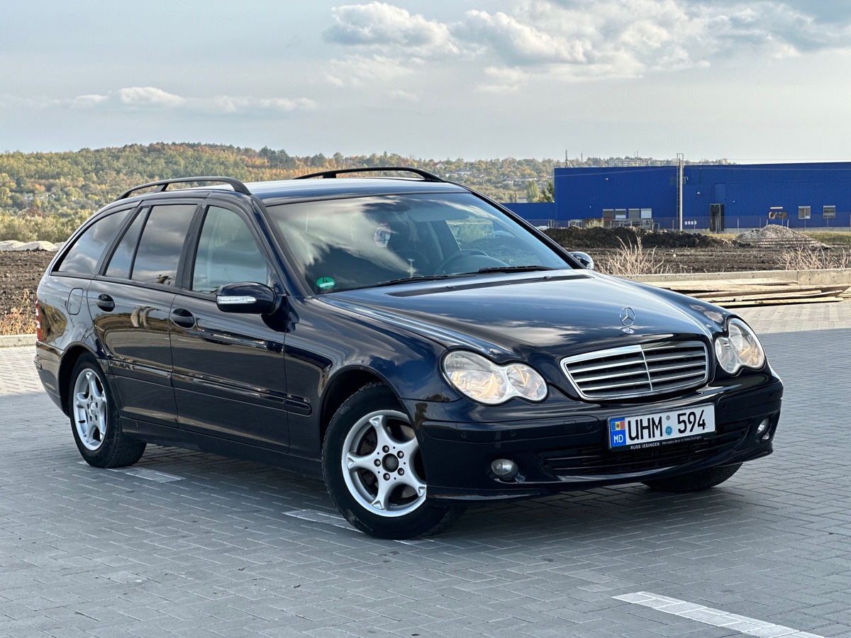 Mercedes C Class foto 2