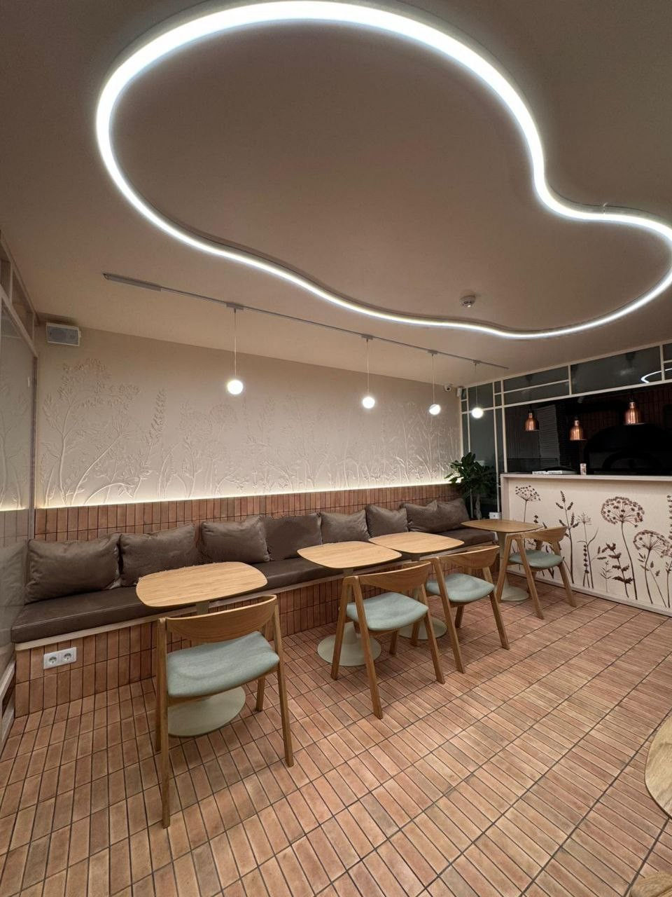Mobilă pentru localuri, restaurante, terase, baruri. фото 3