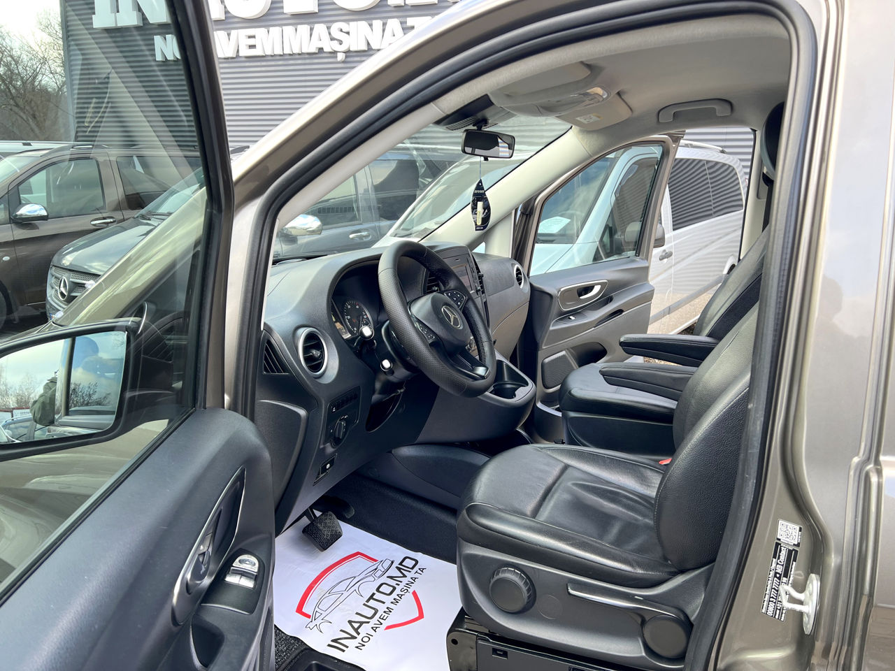 Mercedes Vito 119 Automat foto 5